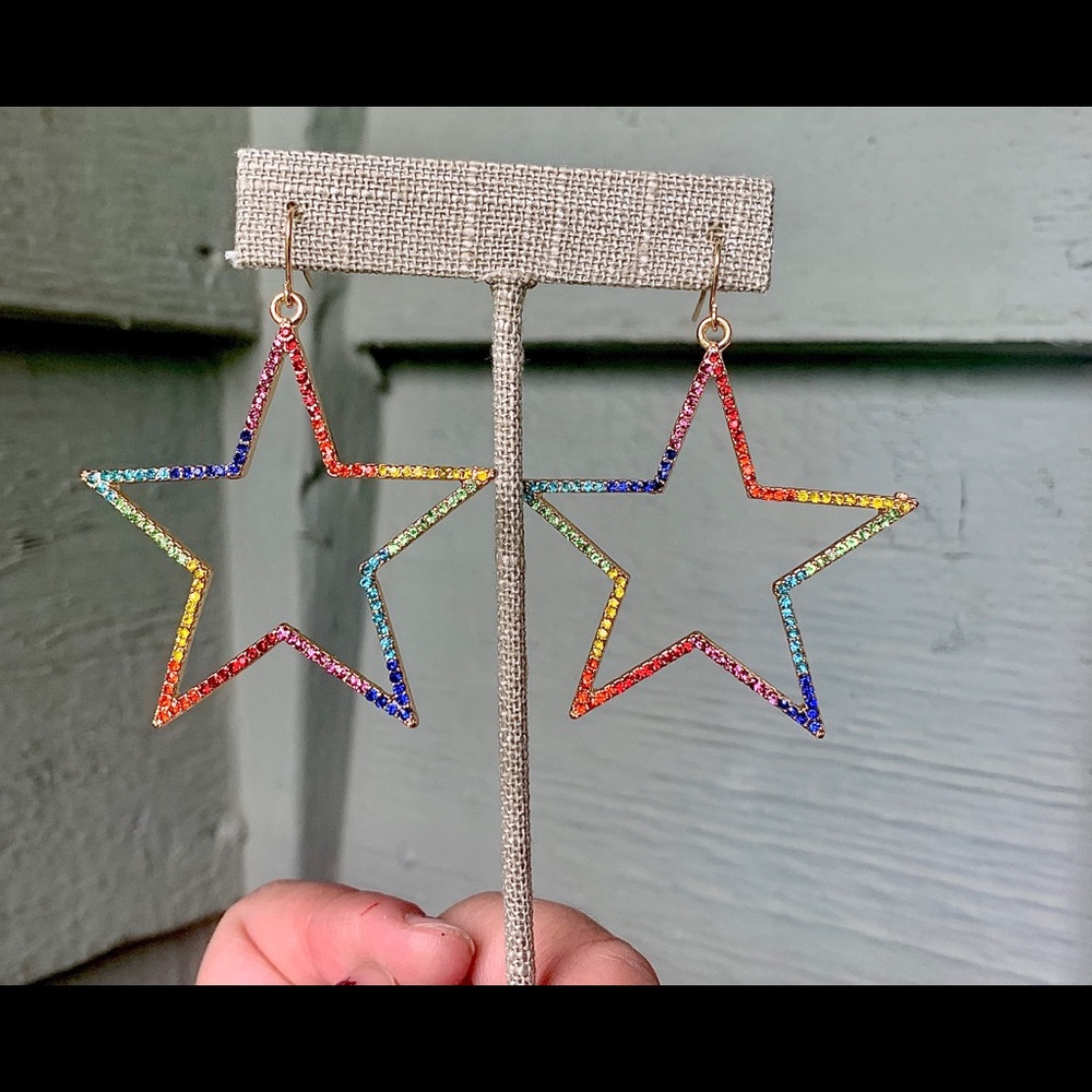 RAINBOW STAR EARRINGS ⭐️